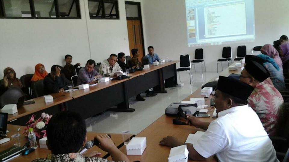 Dialog APHESI untuk menyamakan persepsi terkait kurikulum HES di UIN Malang (20 April 2017)